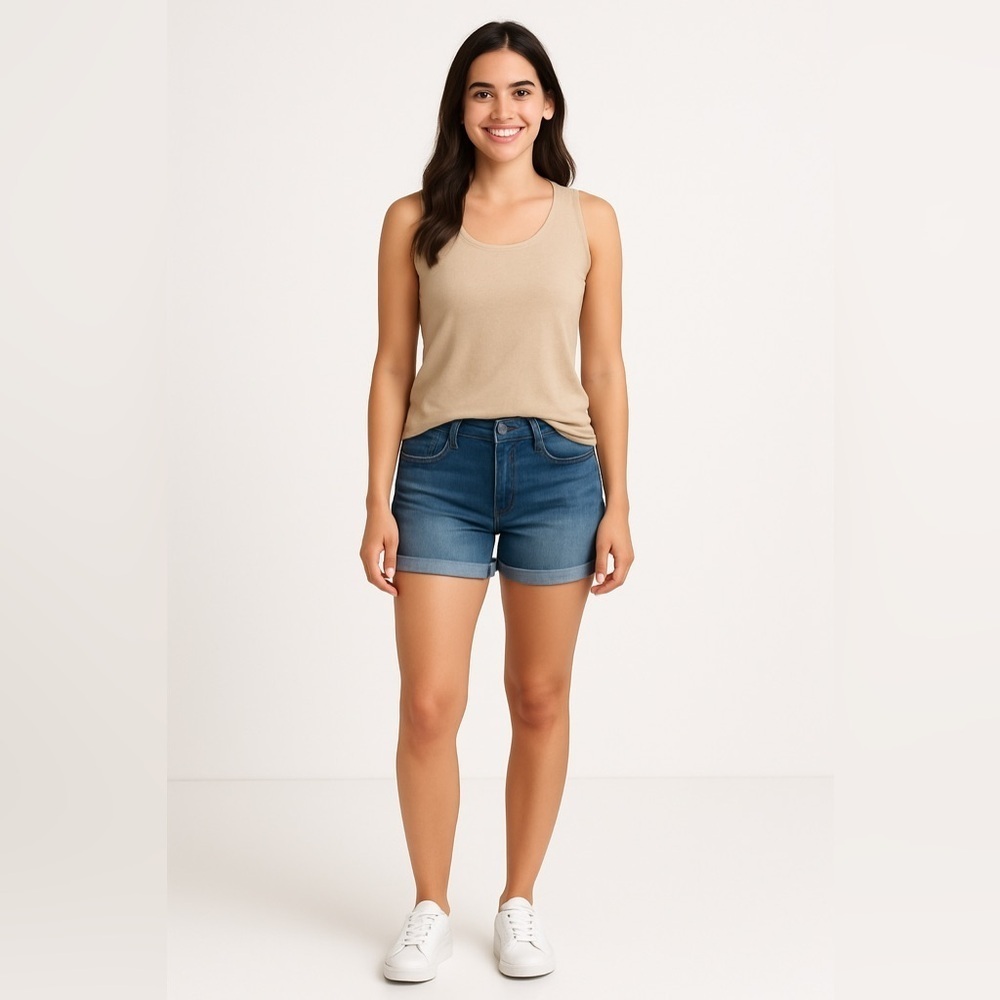 Mountain Lake Beige Tank Top Classic Fit Women's Medium